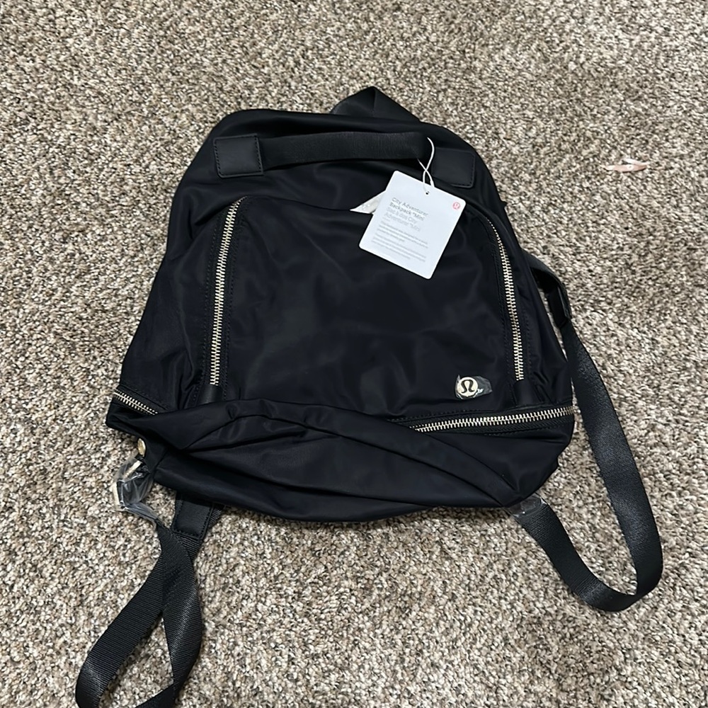 Lululemon city adventurer mini backpack